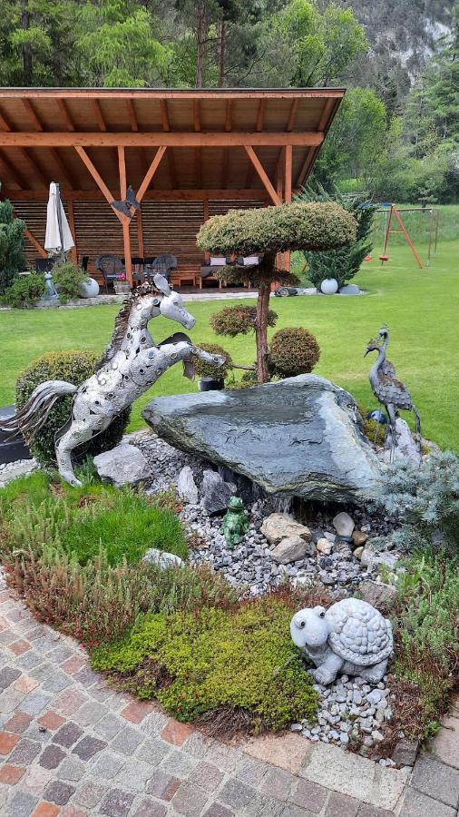 Gaestehaus Almrausch, Ferienanlage Mit Pool Nassereith Extérieur photo