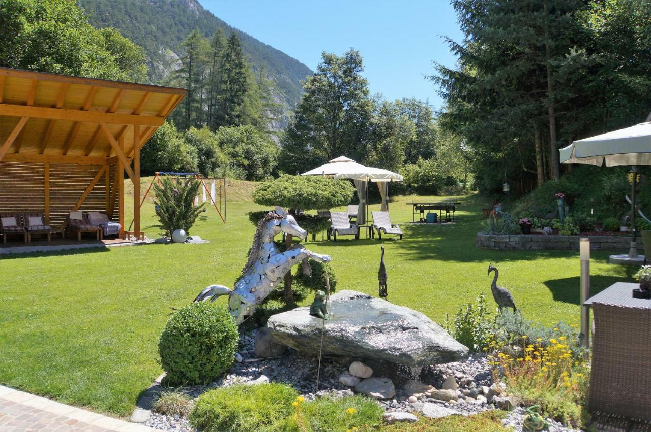 Gaestehaus Almrausch, Ferienanlage Mit Pool Nassereith Extérieur photo