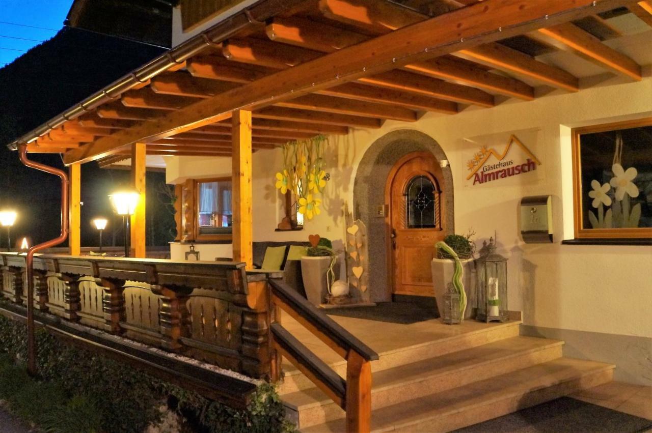 Gaestehaus Almrausch, Ferienanlage Mit Pool Nassereith Extérieur photo