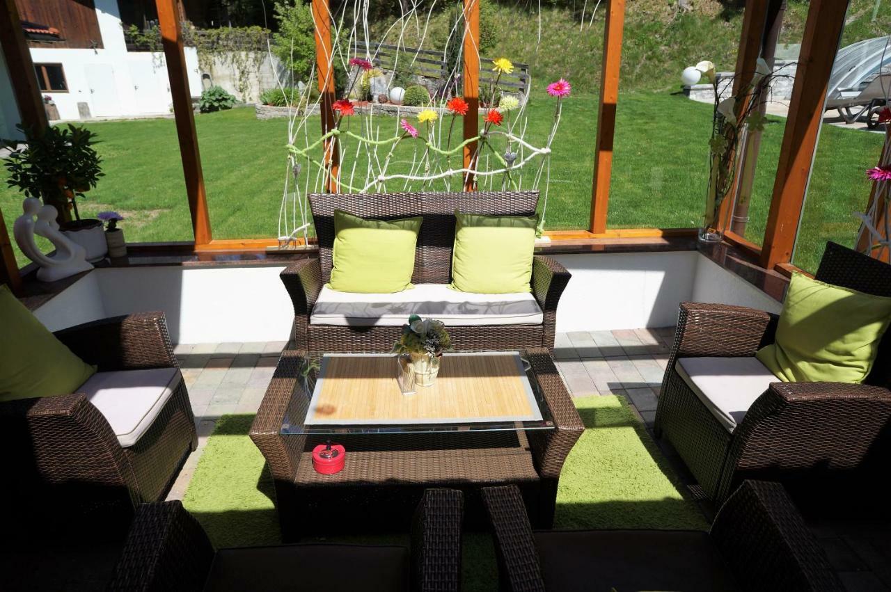 Gaestehaus Almrausch, Ferienanlage Mit Pool Nassereith Extérieur photo